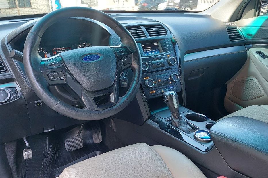 Продам Ford Explorer 2016 года в Николаеве