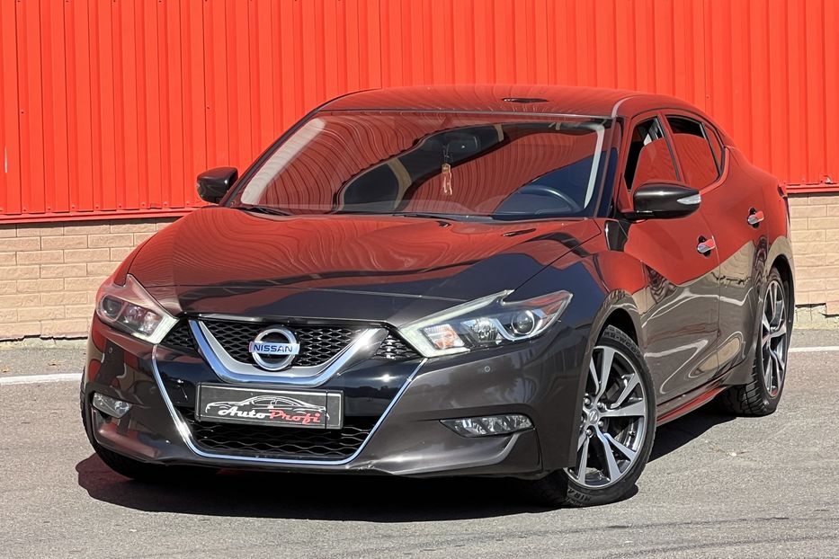 Продам Nissan Maxima 2016 года в Одессе