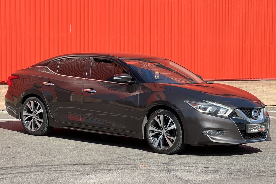 Продам Nissan Maxima 2016 года в Одессе