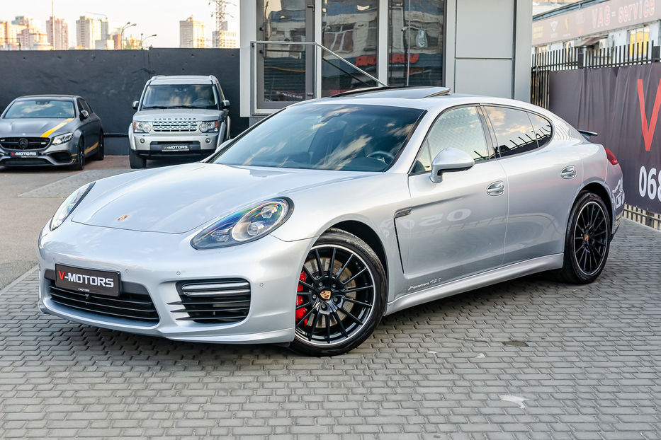 Продам Porsche Panamera GTS 2013 года в Киеве
