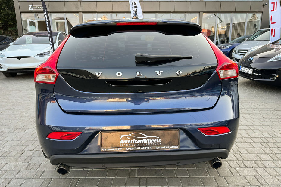 Продам Volvo V40 2014 года в Черновцах