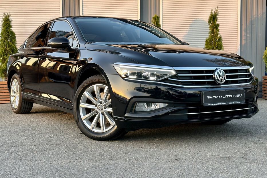 Продам Volkswagen Passat B8 РЕСТАЙЛИНГ  2019 года в Киеве