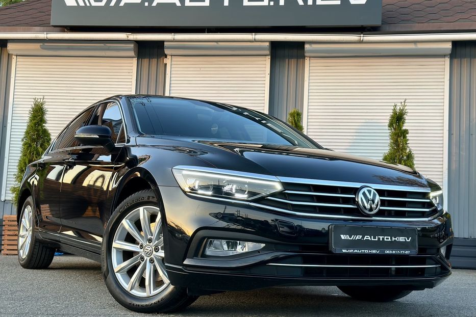 Продам Volkswagen Passat B8 РЕСТАЙЛИНГ  2019 года в Киеве