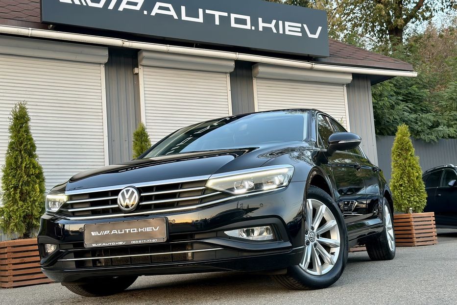 Продам Volkswagen Passat B8 РЕСТАЙЛИНГ  2019 года в Киеве