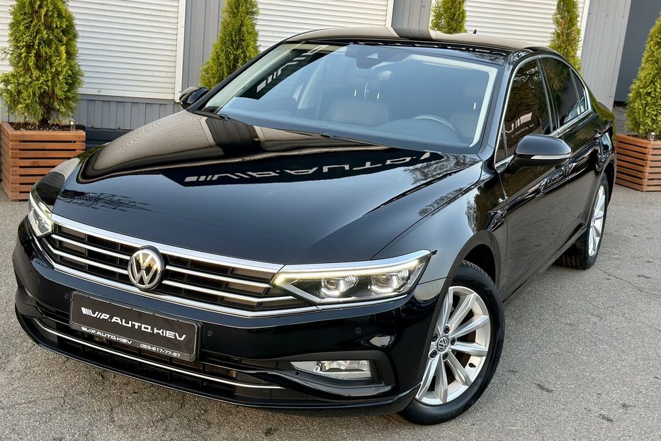 Продам Volkswagen Passat B8 РЕСТАЙЛИНГ  2019 года в Киеве