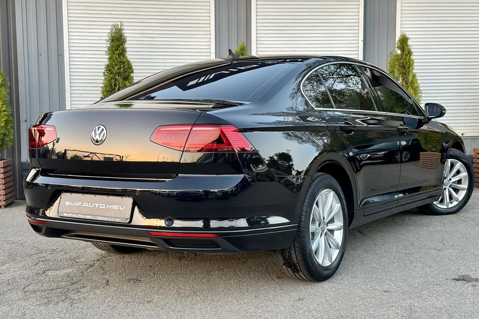 Продам Volkswagen Passat B8 РЕСТАЙЛИНГ  2019 года в Киеве