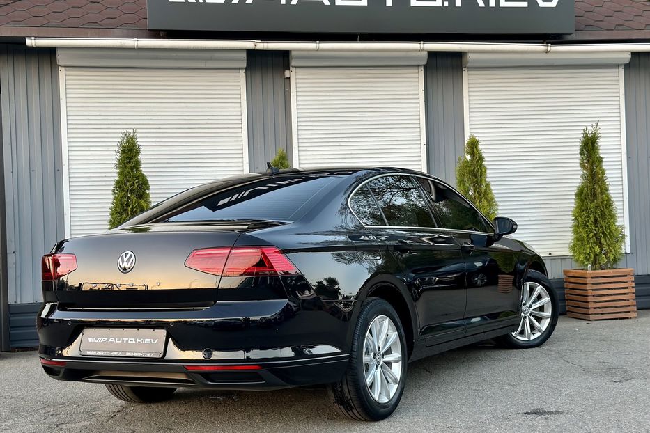 Продам Volkswagen Passat B8 РЕСТАЙЛИНГ  2019 года в Киеве