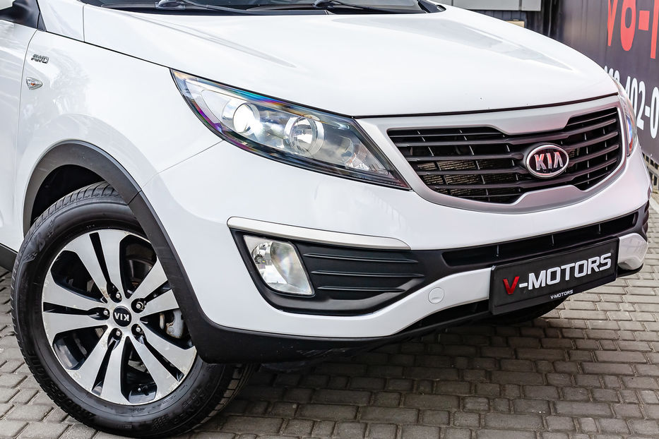 Продам Kia Sportage 2.0 AT AWD 2011 года в Киеве