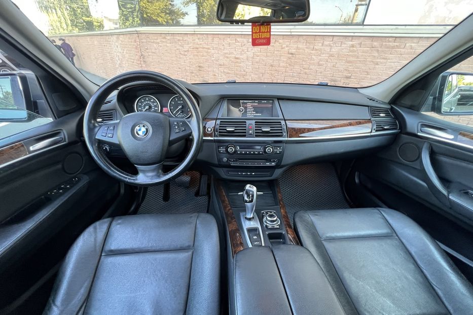 Продам BMW X5 7mest 2011 года в Одессе