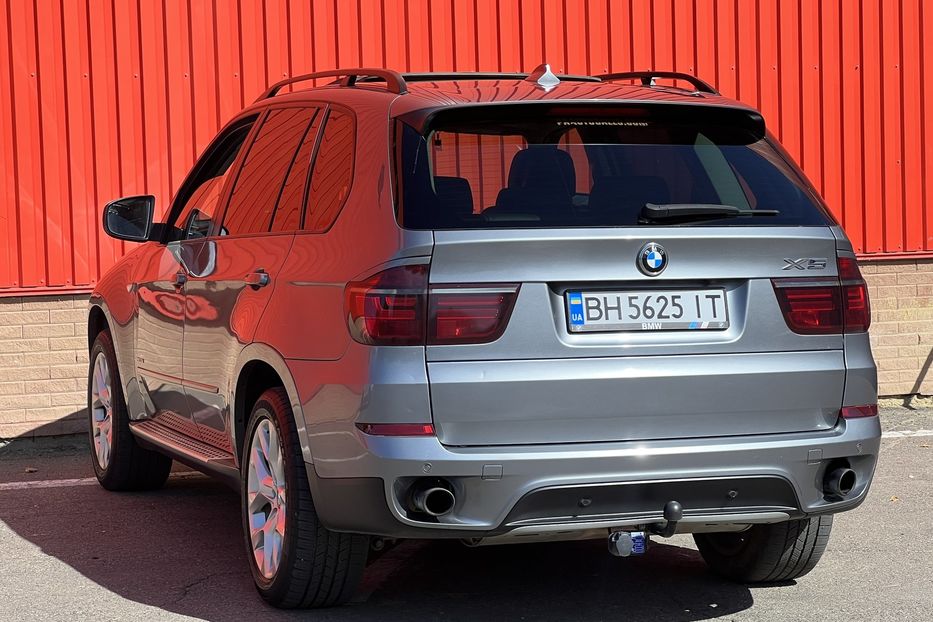 Продам BMW X5 7mest 2011 года в Одессе