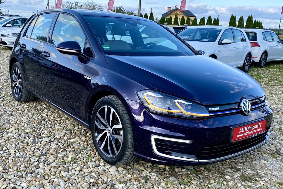 Продам Volkswagen e-Golf FULL LED,Шкіра,Дюнаудіо,Круїз 2019 года в Львове