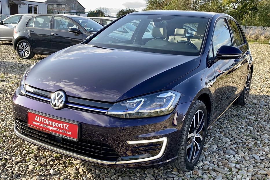 Продам Volkswagen e-Golf FULL LED,Шкіра,Дюнаудіо,Круїз 2019 года в Львове