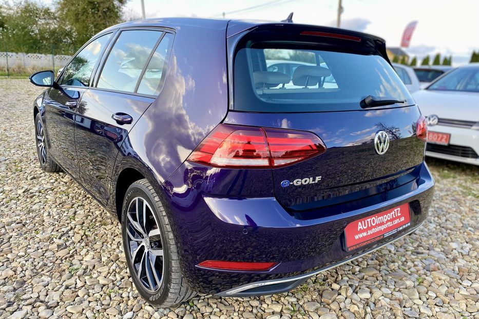 Продам Volkswagen e-Golf FULL LED,Шкіра,Дюнаудіо,Круїз 2019 года в Львове