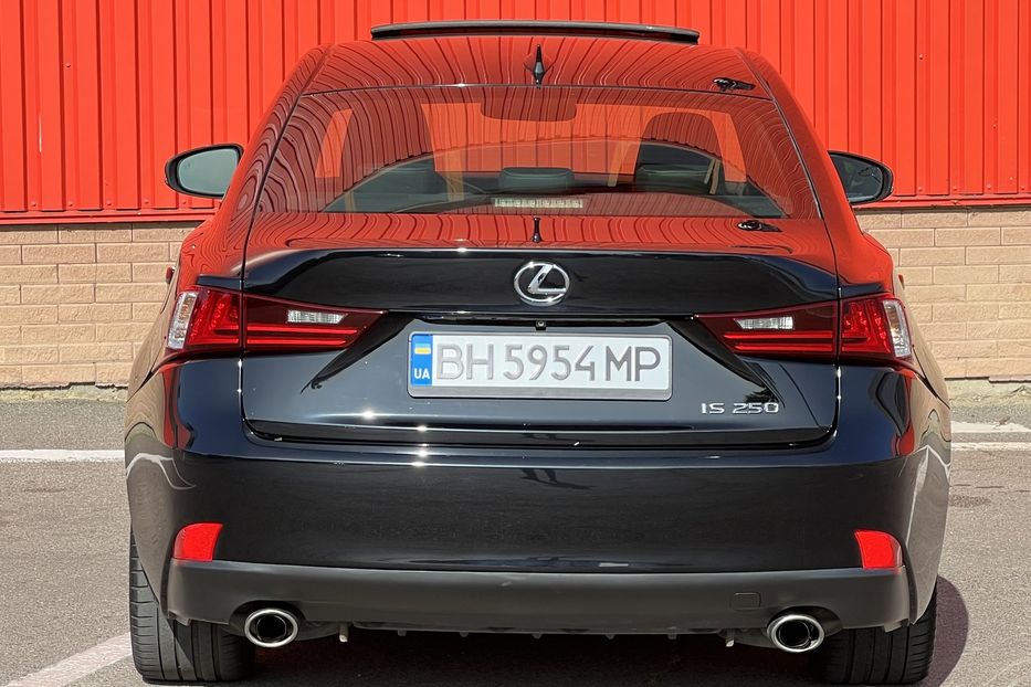 Продам Lexus IS 250 F-SPORT 2014 года в Одессе
