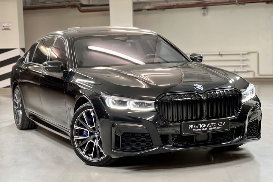 Продам BMW 760 2021 года в Киеве