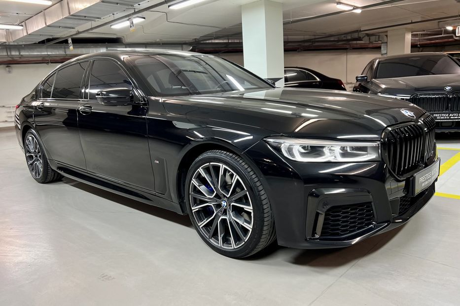 Продам BMW 760 2021 года в Киеве