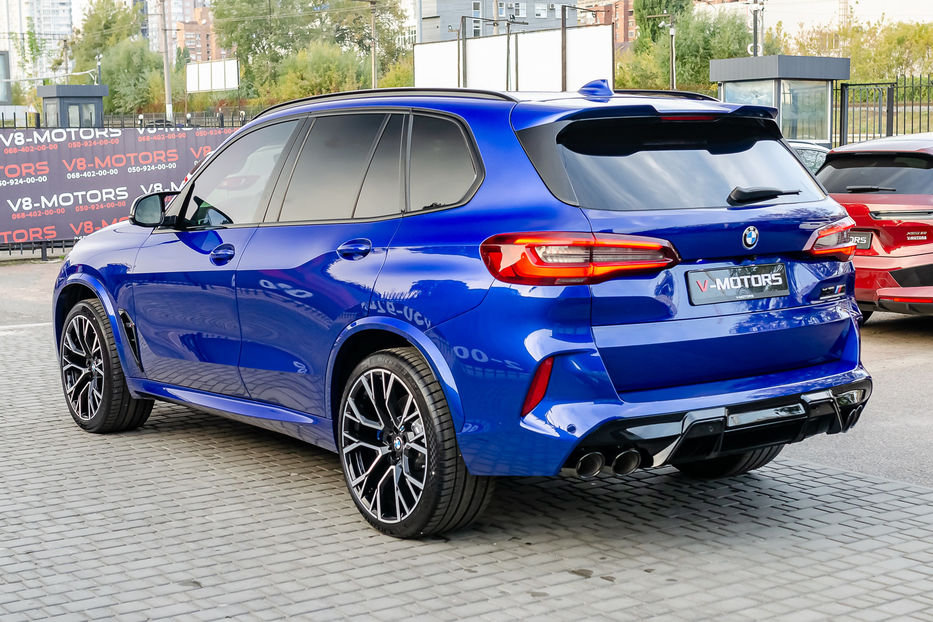 Продам BMW X5 M Competition 2022 года в Киеве