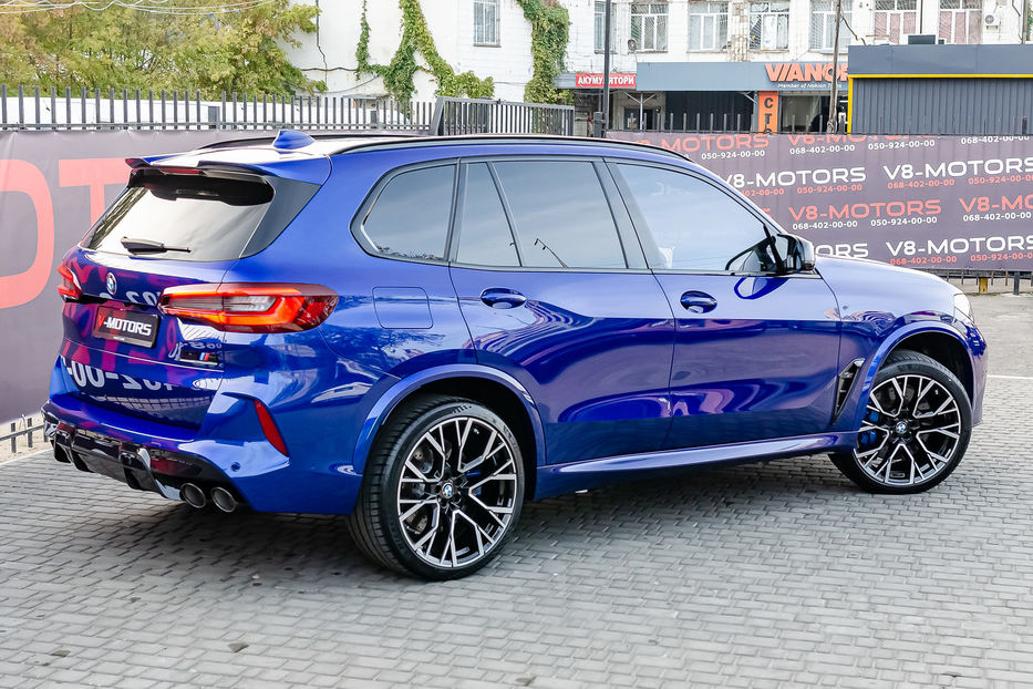 Продам BMW X5 M Competition 2022 года в Киеве