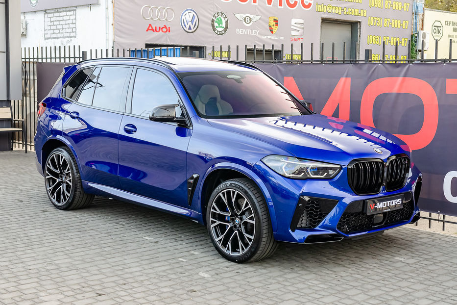 Продам BMW X5 M Competition 2022 года в Киеве