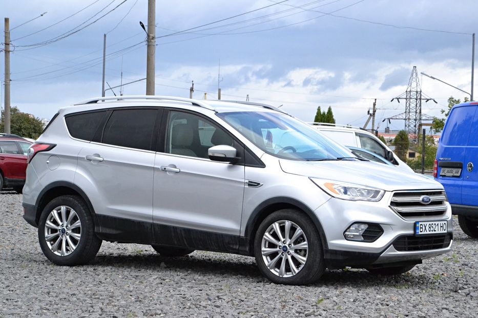 Продам Ford Escape Titanium 2016 года в Хмельницком