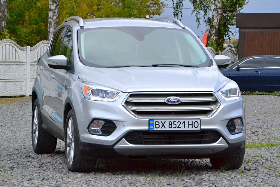 Продам Ford Escape Titanium 2016 года в Хмельницком