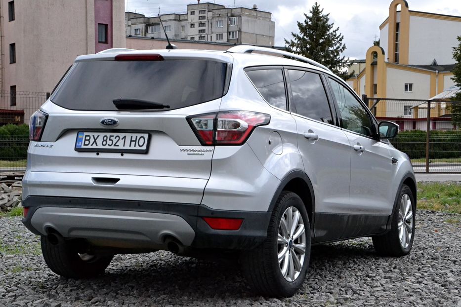 Продам Ford Escape Titanium 2016 года в Хмельницком