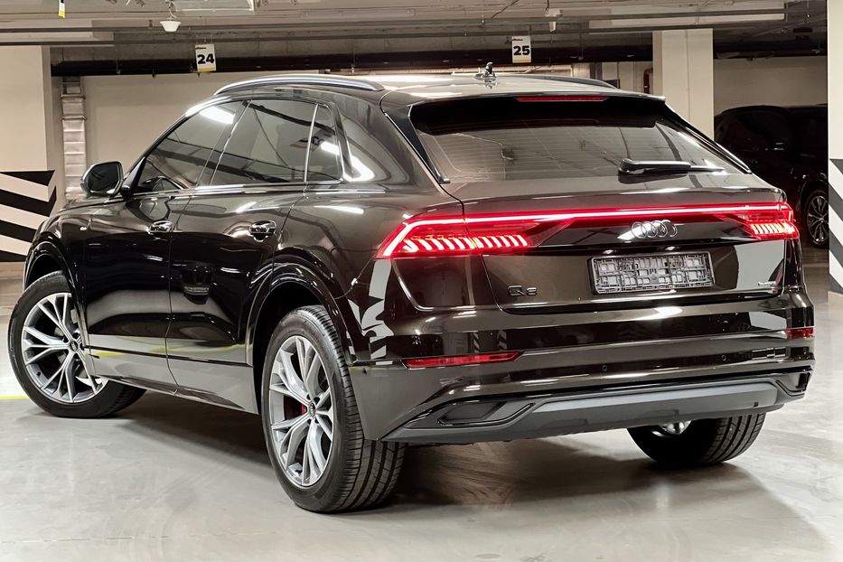 Продам Audi Q8 2023 года в Киеве