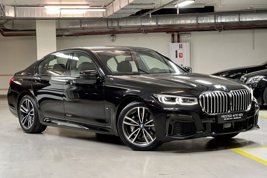 Продам BMW 730 2022 года в Киеве