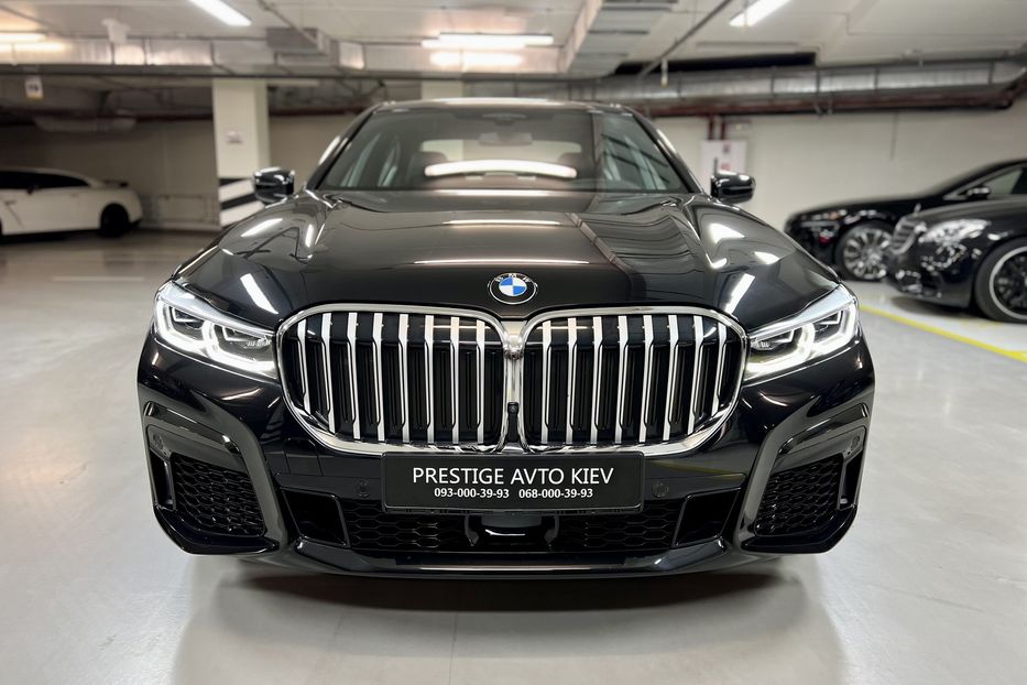 Продам BMW 730 2022 года в Киеве