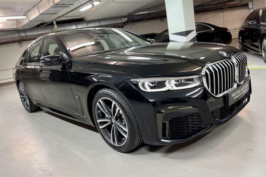 Продам BMW 730 2022 года в Киеве