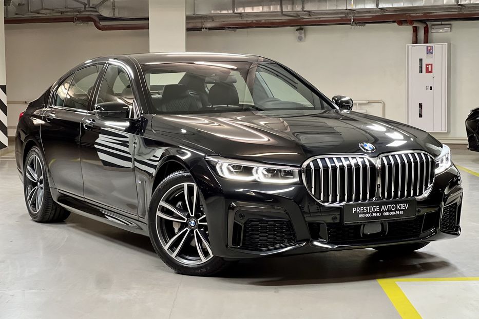 Продам BMW 730 2022 года в Киеве