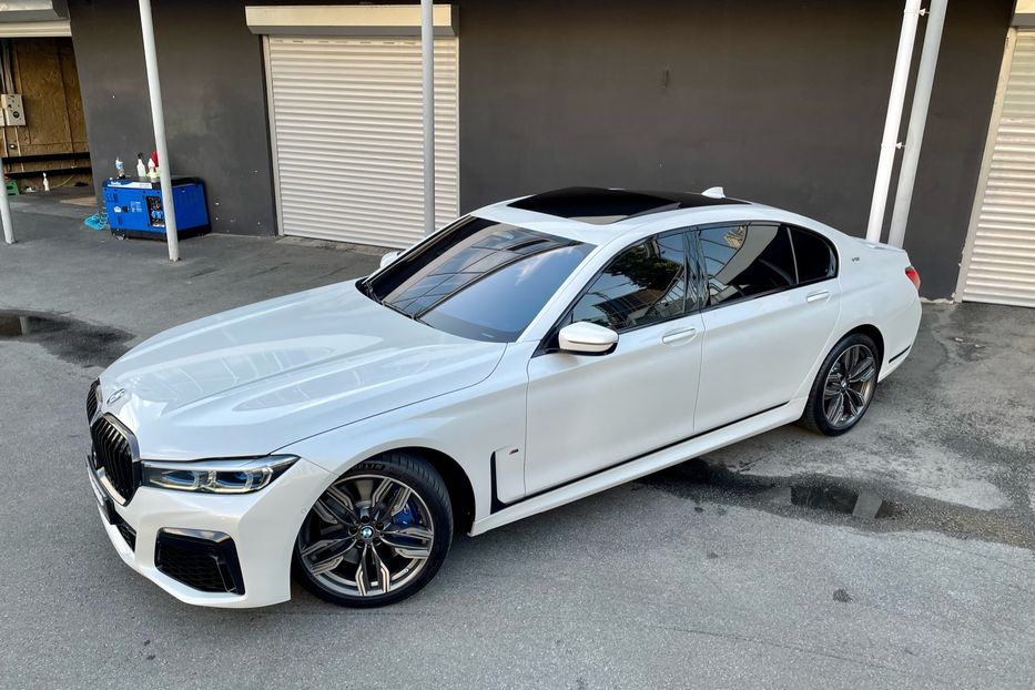 Продам BMW 760 M 2019 года в Киеве