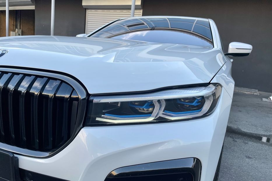 Продам BMW 760 M 2019 года в Киеве