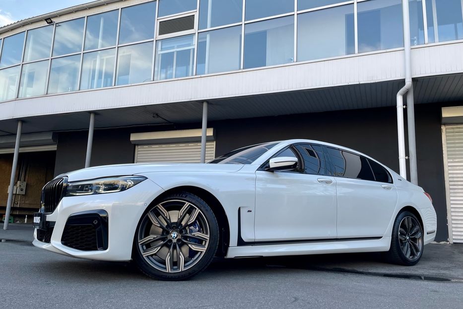 Продам BMW 760 M 2019 года в Киеве