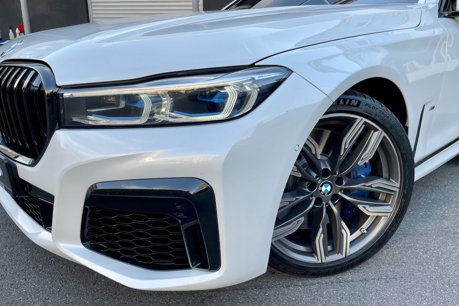 Продам BMW 760 M 2019 года в Киеве