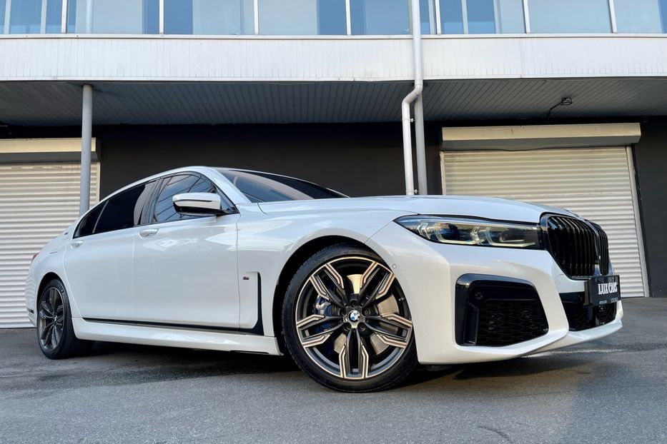 Продам BMW 760 M 2019 года в Киеве