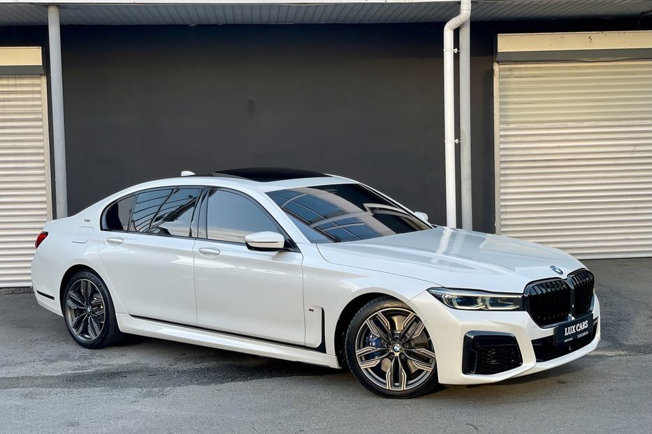 Продам BMW 760 M 2019 года в Киеве