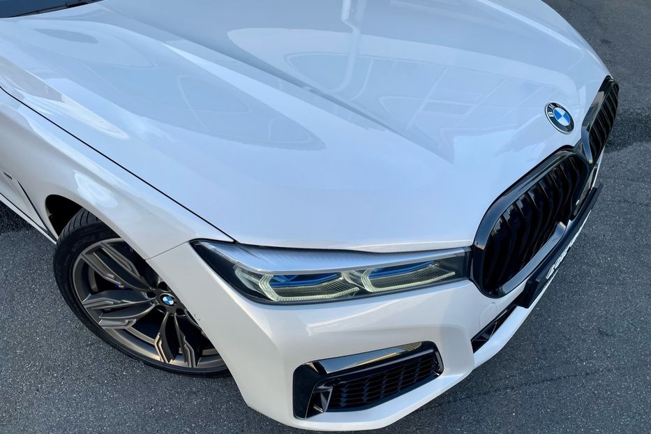 Продам BMW 760 M 2019 года в Киеве