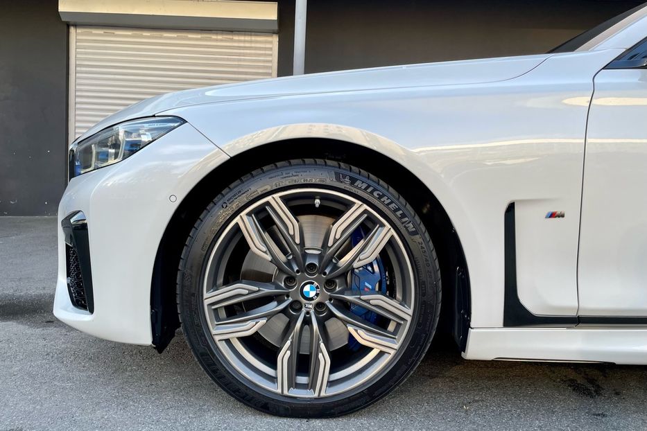 Продам BMW 760 M 2019 года в Киеве