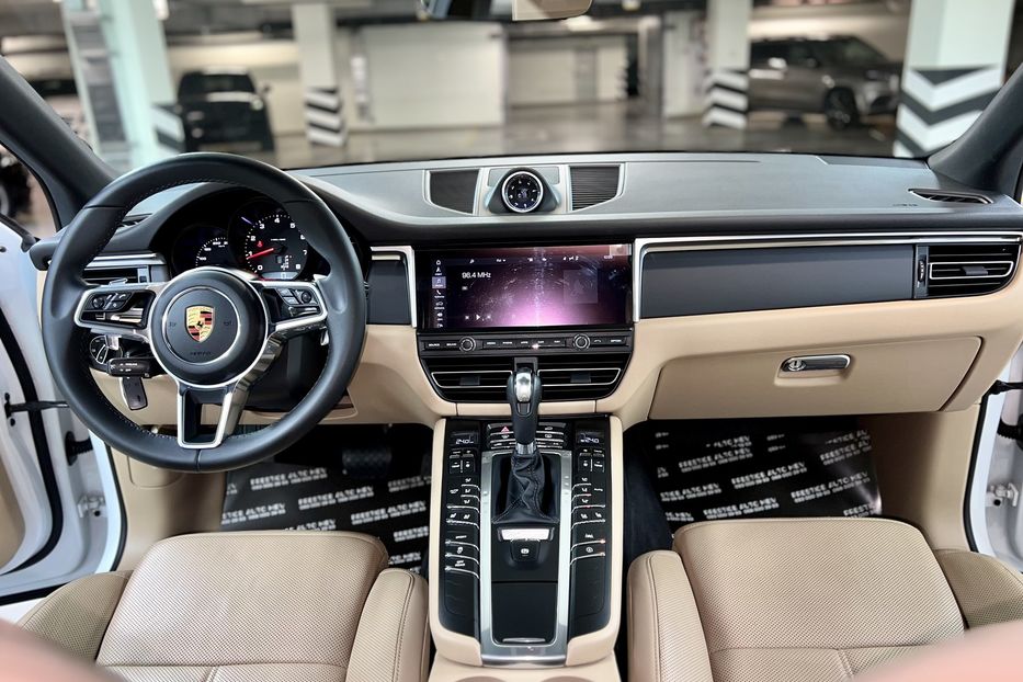 Продам Porsche Macan 2019 года в Киеве