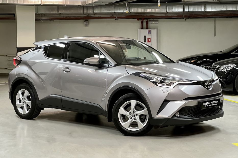 Продам Toyota C-HR 2018 года в Киеве