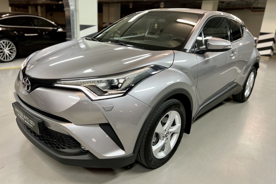 Продам Toyota C-HR 2018 года в Киеве