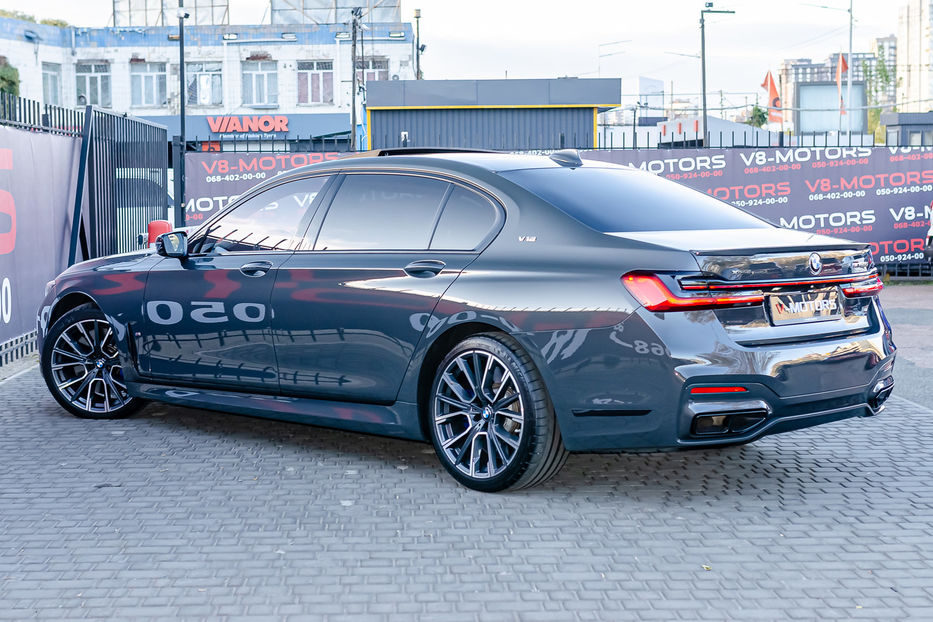 Продам BMW 760 Li 2021 года в Киеве