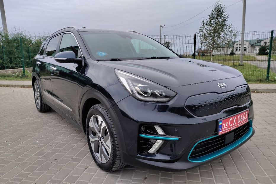 Продам Kia Niro E-NiRO 64KW  2019 года в Львове