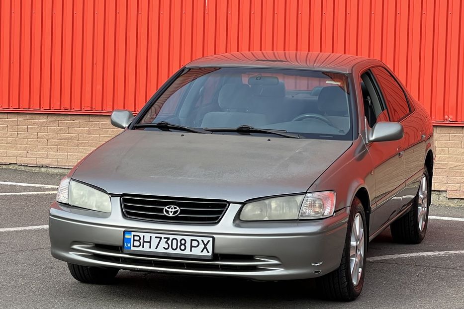 Продам Toyota Camry 1999 года в Одессе