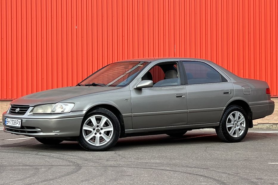 Продам Toyota Camry 1999 года в Одессе