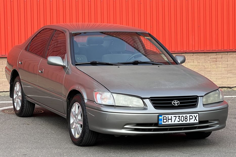 Продам Toyota Camry 1999 года в Одессе