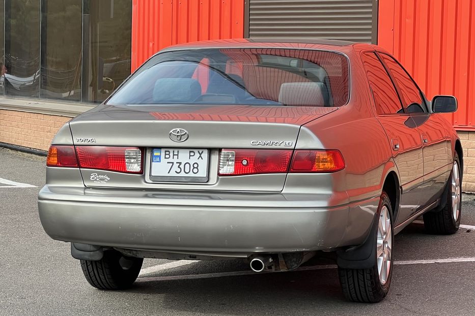 Продам Toyota Camry 1999 года в Одессе