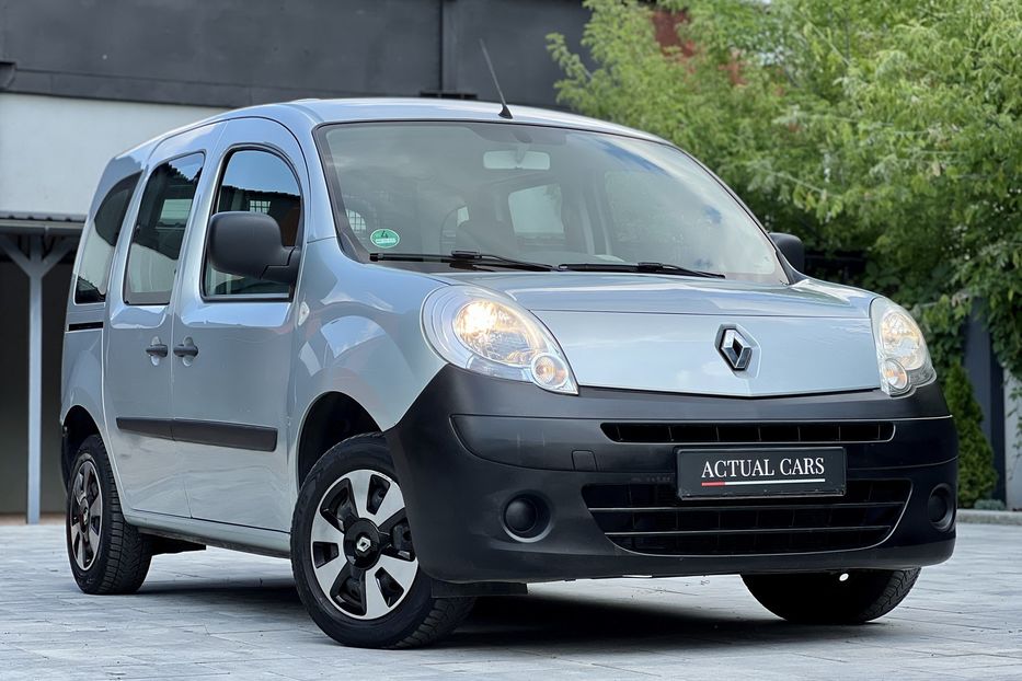 Продам Renault Kangoo пасс. 2008 года в Луцке
