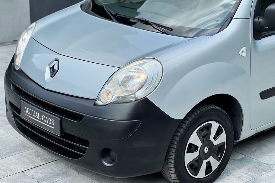 Продам Renault Kangoo пасс. 2008 года в Луцке